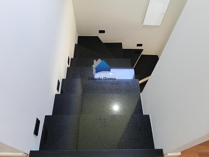 Casa à venda com 3 quartos, 1 suíte, 4 vagas e 116m² no Cotia Centro, Cotia (SP) — foto 7 de 27