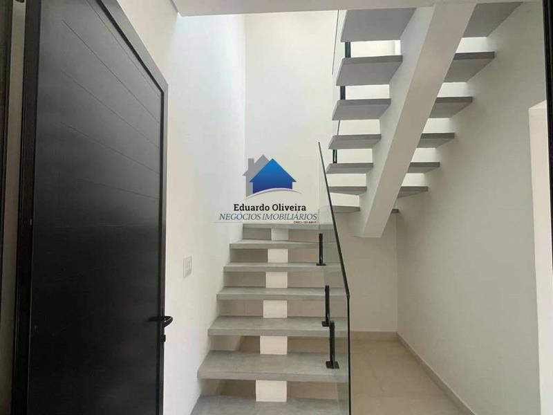 Casa à venda com 3 quartos, 3 suítes, 4 vagas e 221m² no Transurb, Itapevi (SP) — foto 4 de 30