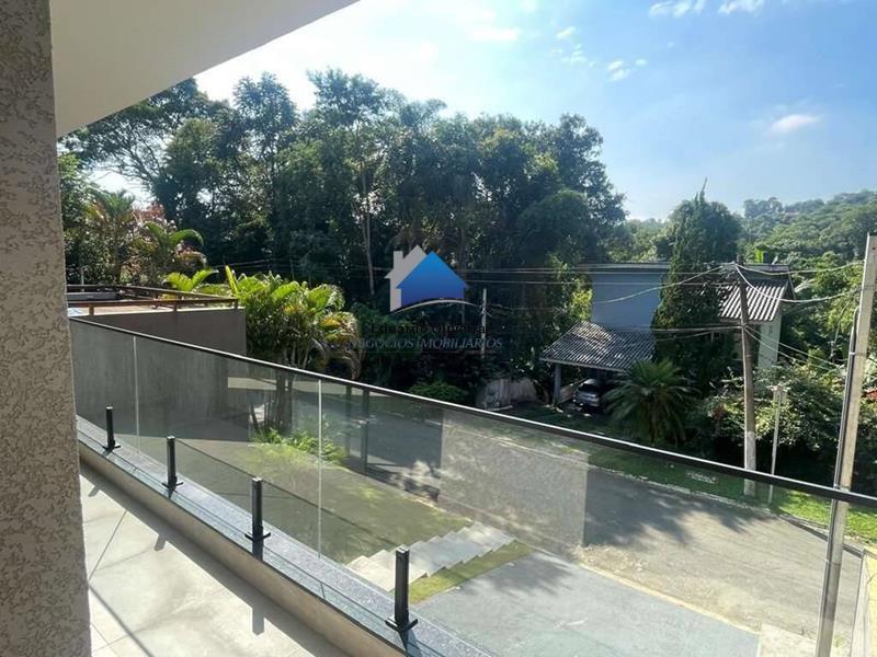 Casa à venda com 3 quartos, 3 suítes, 4 vagas e 221m² no Transurb, Itapevi (SP) — foto 10 de 30