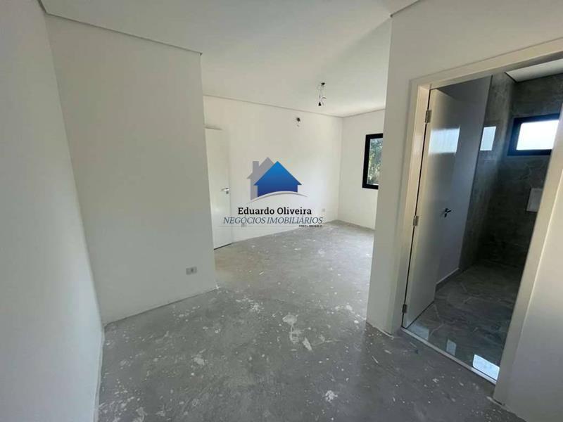 Casa à venda com 3 quartos, 3 suítes, 4 vagas e 221m² no Transurb, Itapevi (SP) — foto 23 de 30
