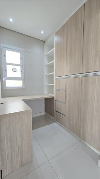 Casa à venda com 4 quartos, 2 suítes, 4 vagas e 182m² no Granja Viana, Cotia (SP) — foto 11 de 30