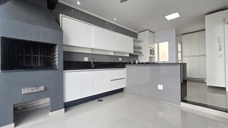 Casa à venda com 4 quartos, 2 suítes, 4 vagas e 182m² no Granja Viana, Cotia (SP) — foto 6 de 30