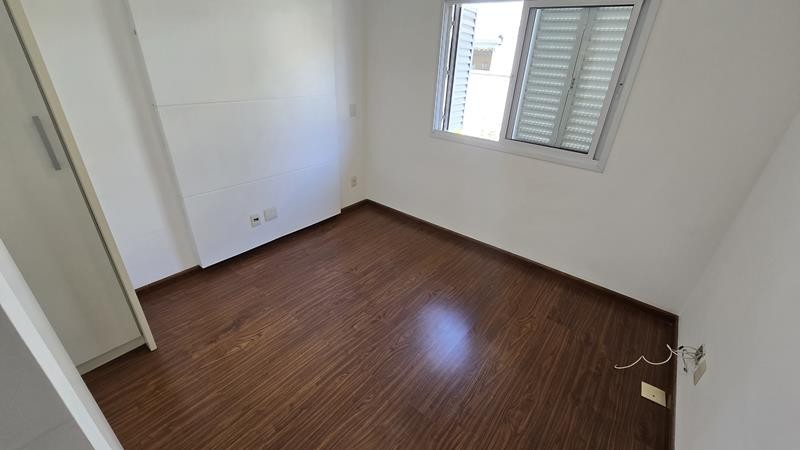 Casa à venda com 4 quartos, 2 suítes, 4 vagas e 182m² no Granja Viana, Cotia (SP) — foto 23 de 30