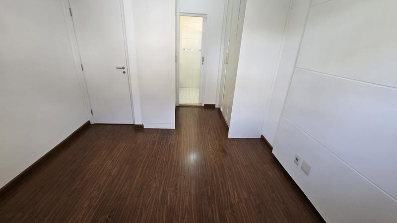Casa à venda com 4 quartos, 2 suítes, 4 vagas e 182m² no Granja Viana, Cotia (SP) — foto 24 de 30
