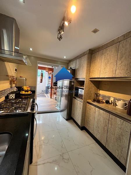 Casa à venda com 3 quartos, 1 suíte, 2 vagas e 123m² no Jardim Petrópolis, Cotia (SP) — foto 7 de 30