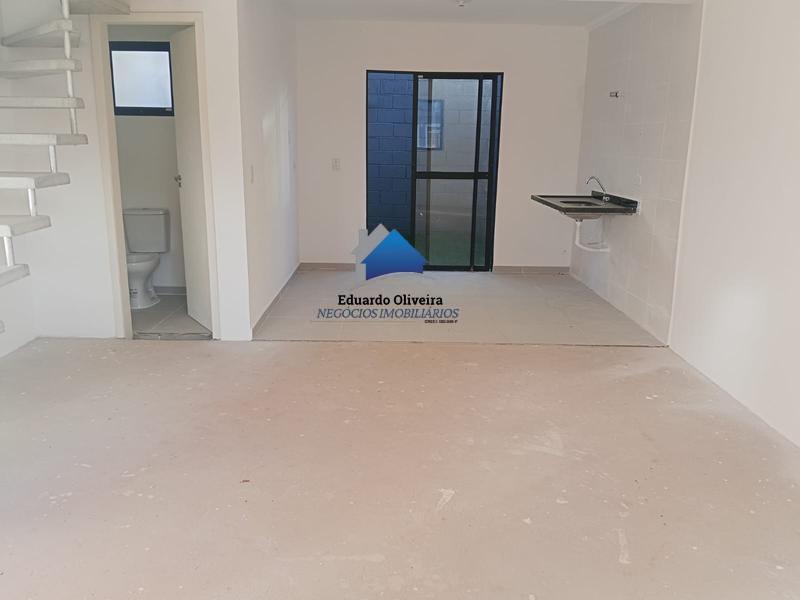 Casa à venda com 3 quartos, 1 suíte, 2 vagas e 66m² no Granja Viana, Cotia (SP) — foto 4 de 27