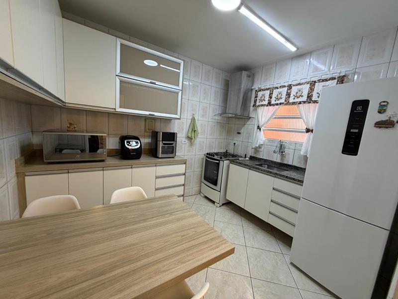 Casa à venda com 2 quartos, 1 banheiro, 3 vagas e 72m² no Centro (Cotia), Cotia — foto principal