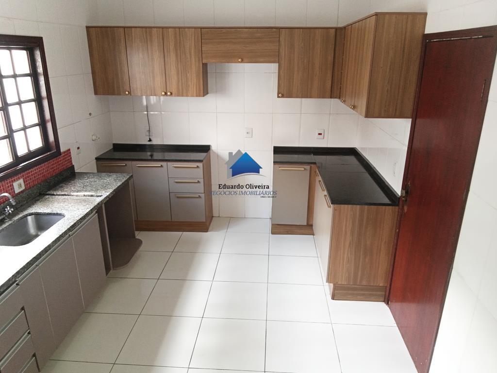 Casa à venda com 4 quartos, 4 suítes, 4 vagas e 275m² no Jardim Sabiá, Cotia (SP) — foto 7 de 30