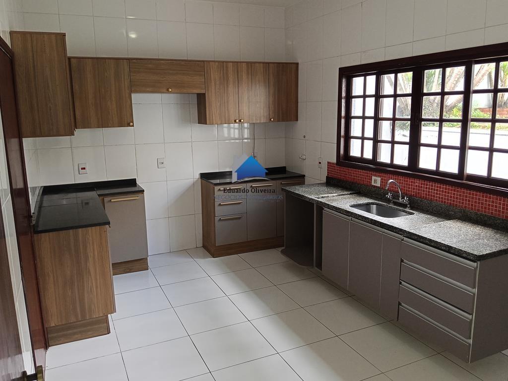 Casa para alugar com 4 quartos, 4 suítes, 4 vagas e 275m² no Jardim Ipês, Cotia (SP) — foto 8 de 30